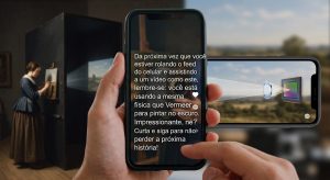 Leia mais sobre o artigo Da Penumbra à Tela Infinita: A Arquitetura do Olhar e o Colapso da Mente Mediadora